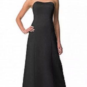 David’s Bridal. Black. Sweetheart neckline.Size 16